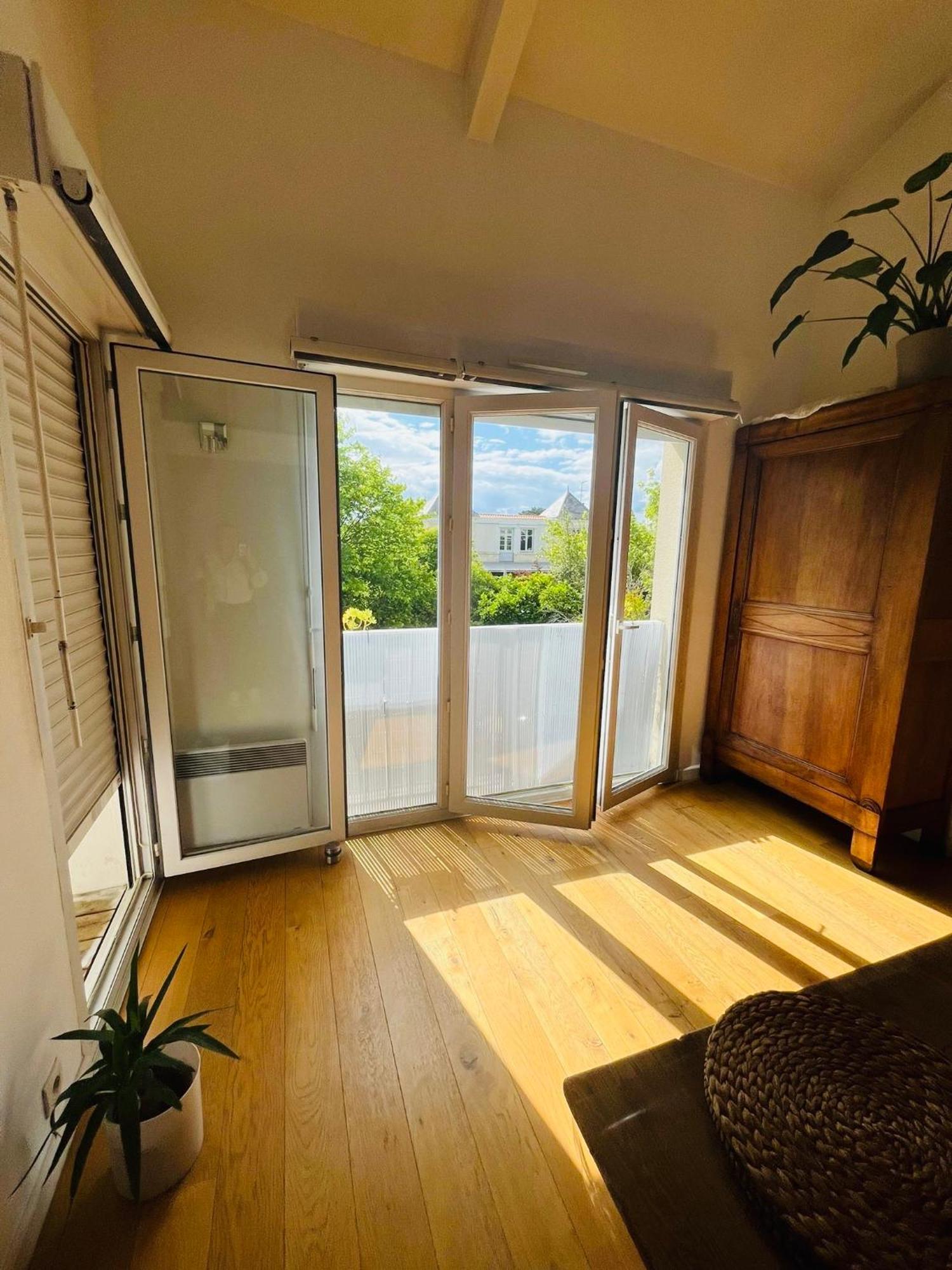 Appartement Duplex 65m Bordeaux Saint Augustin *